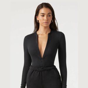 NWT, Joah Brown Invisible Zip Long Sleeve, Black Flexrib,, XS/S